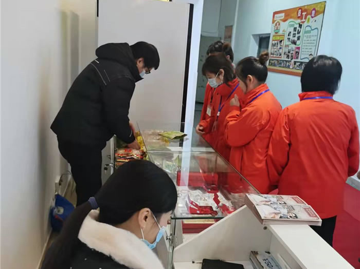 四川中青旅綿陽分社、綿陽市中旅假日旅行社、綿陽自來文化傳播有限公司24H自助售貨服務(wù)盛大開業(yè)